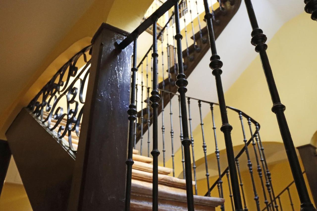 Apartament Reina Sofia Boutique II Madryt Zewnętrze zdjęcie